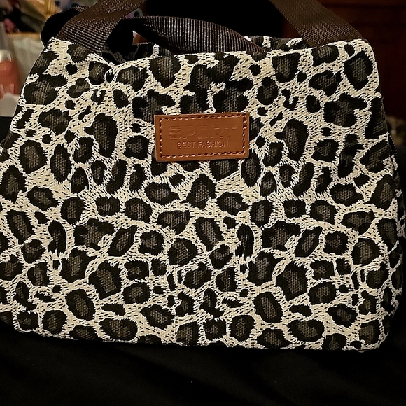 Leopard Print Bag - Picture 8 of 10